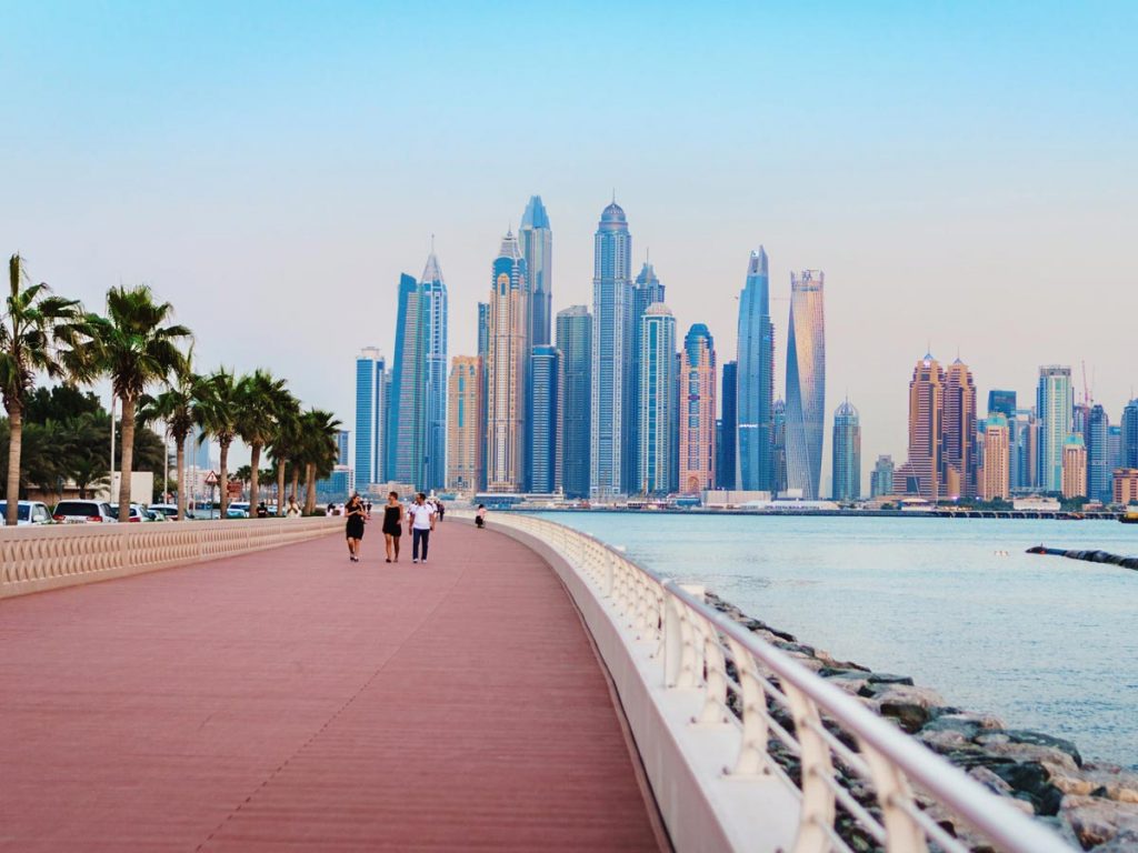 Things do to in Dubai this winter, Walk along Palm Jumeirah Boardwalk