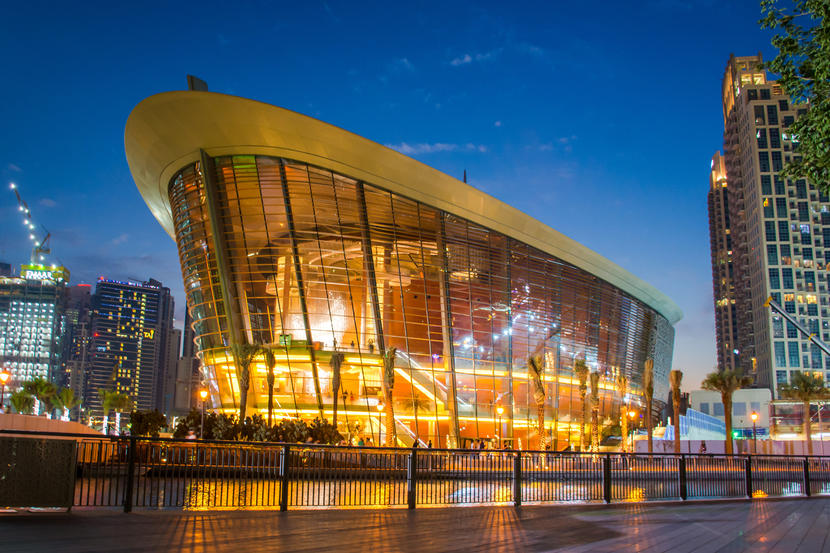 Experience Horse Racing at Meydan